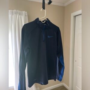 Men’s Nike quarter zip. Size M